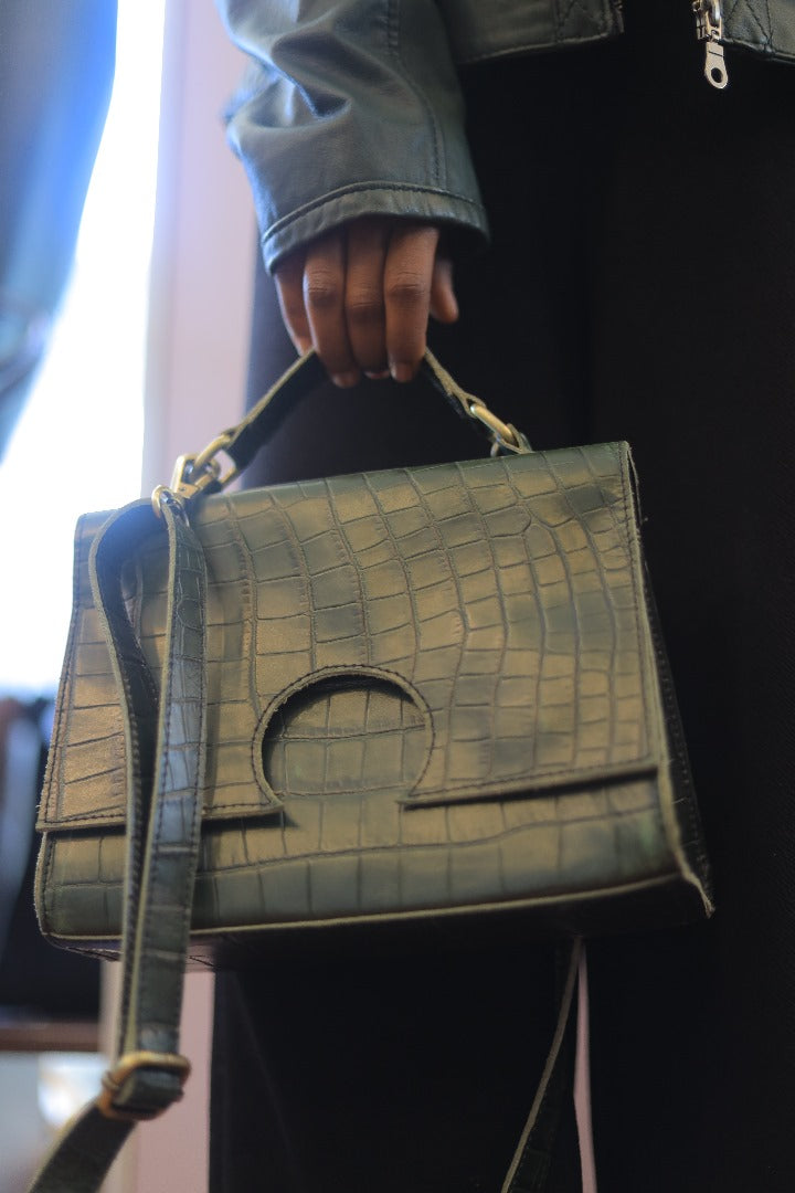 Croc-Embossed Green Leather Handbag – Elegant, Stylish & Durable for Every Occasion